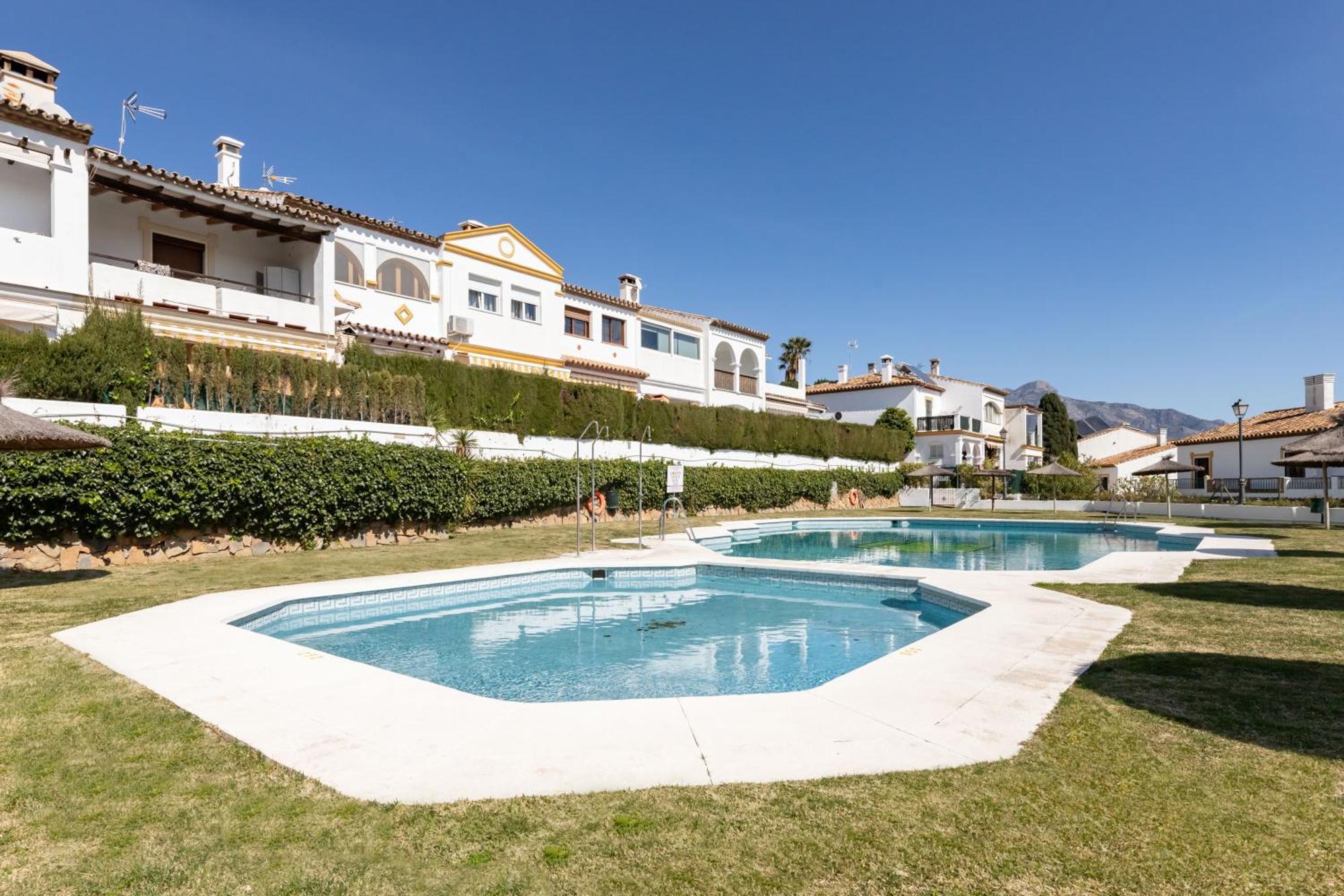 Jardines Del Sol J2 * Marbella